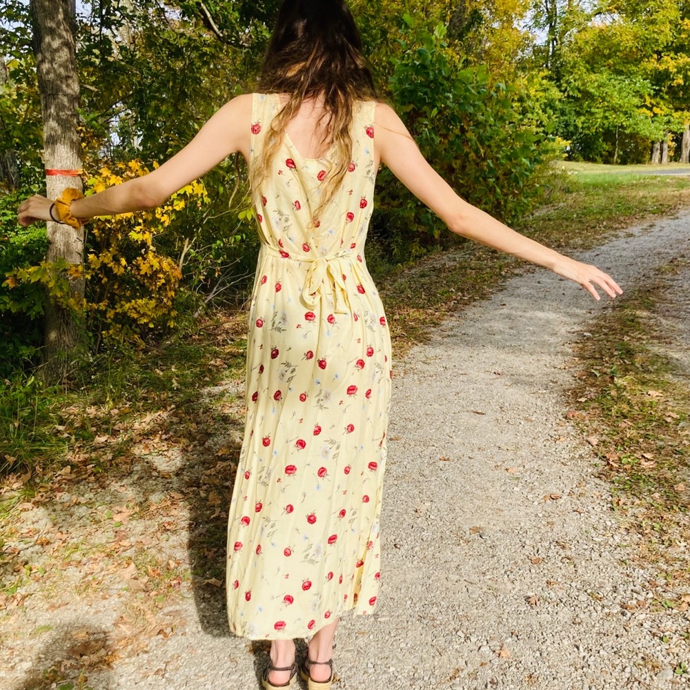 Vintage 80s 90s Flowy Pale Yellow Floral Dress - Picture 5 of 7